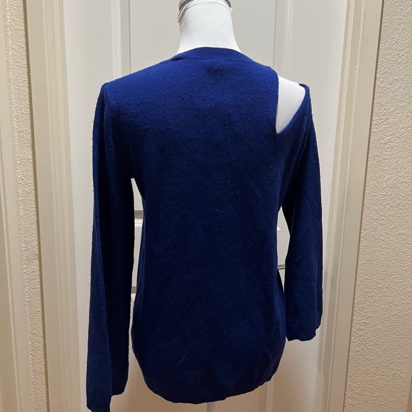 NWT ALC Edith Off the Shoulder Cashmere Blend Sweater Size XS - Picture 3 of 3